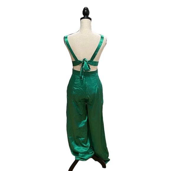 Silky Crop Top and Wide Leg Pants Set - Picture 2 of 2